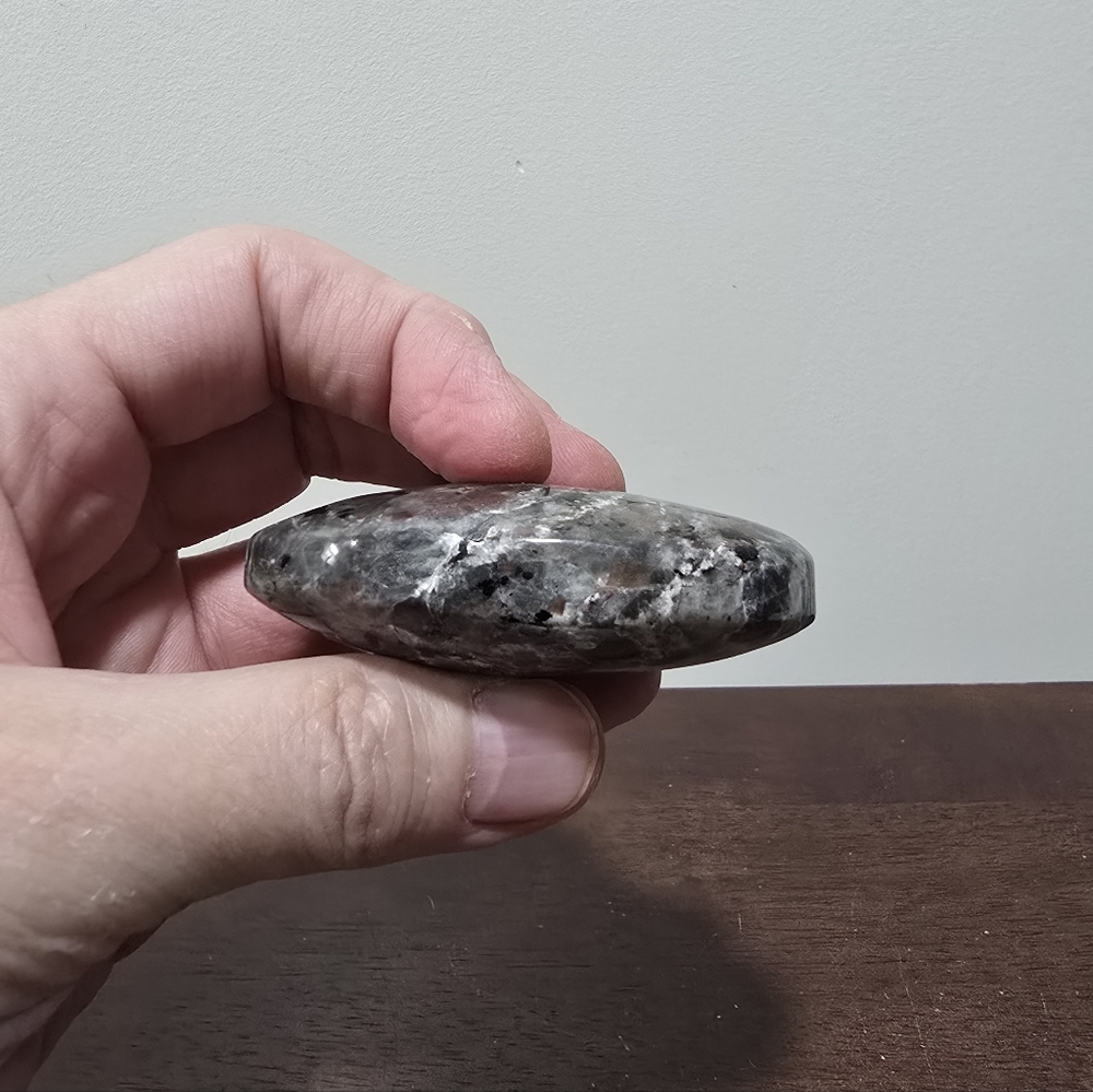 Yooperlite Crystal Palmstone #A - Picture 6 of 8